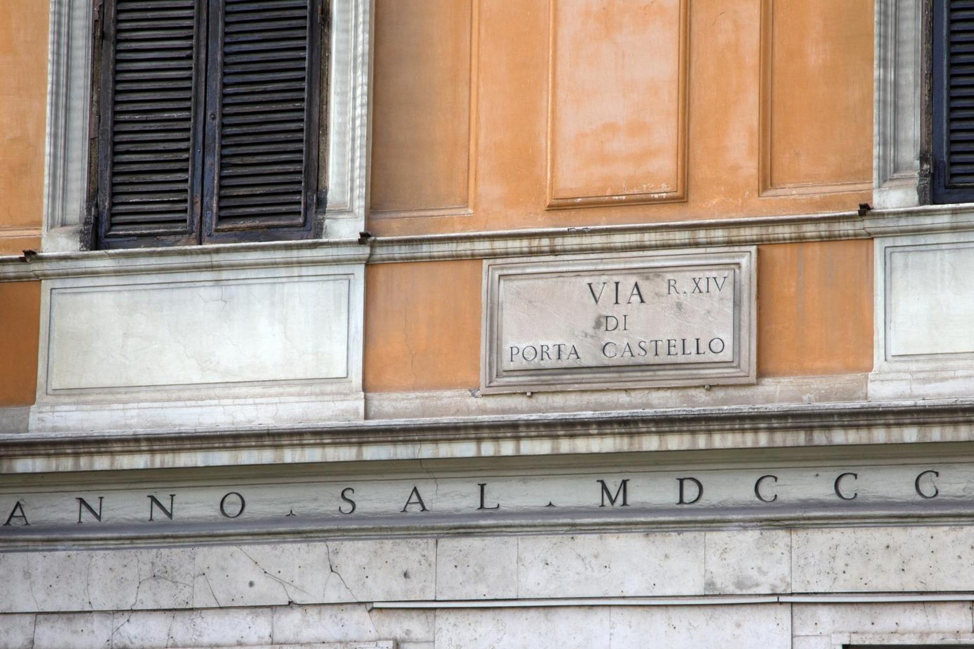 Porta Castello Charme Apartment Roma Ngoại thất bức ảnh